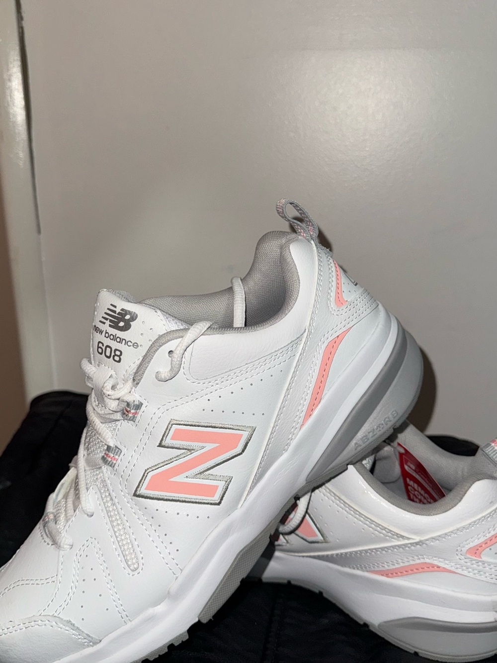New Balance Women's White & Light Pink 608 Sneakers